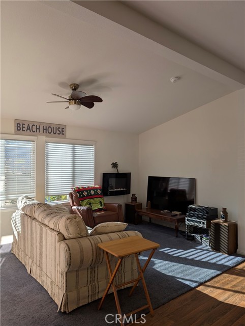 Detail Gallery Image 9 of 11 For 1750 Whittier, Costa Mesa,  CA 92627 - 3 Beds | 2 Baths