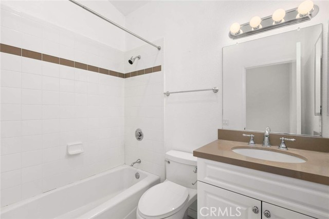 Detail Gallery Image 24 of 26 For 5291 Colodny Dr #10,  Agoura Hills,  CA 91301 - 2 Beds | 2/1 Baths