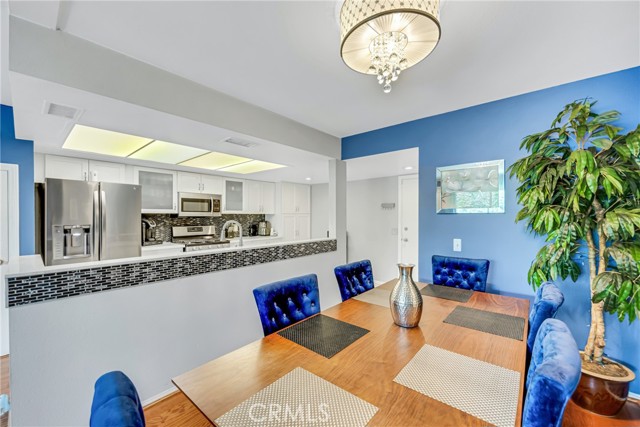 Detail Gallery Image 11 of 52 For 500 S Grevillea Ave #5,  Inglewood,  CA 90301 - 2 Beds | 2/1 Baths