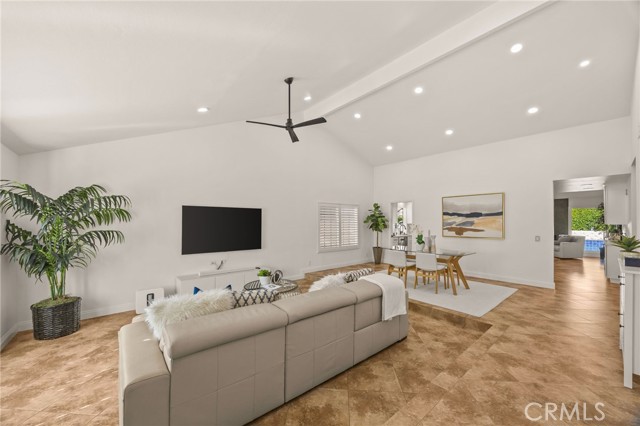 Detail Gallery Image 9 of 43 For 9 Sheridan, Irvine,  CA 92620 - 4 Beds | 2 Baths