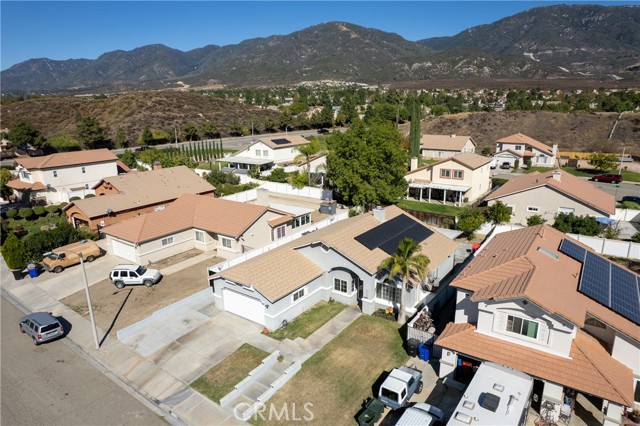 2664 W White Pine, San Bernardino CA: https://media.crmls.org/medias/8d819b96-4811-4d16-b82a-c0fc8b5958f0.jpg