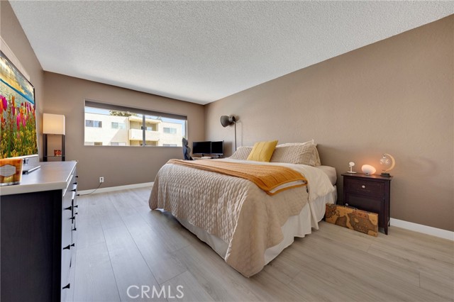 2386 E Del Mar Boulevard, Pasadena CA: https://media.crmls.org/medias/8d81ae3b-7393-43b1-b404-69b40f5d1db7.jpg