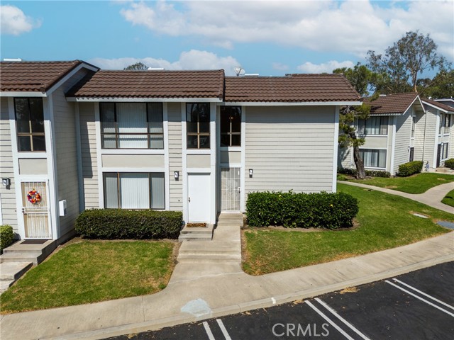 Detail Gallery Image 2 of 40 For 25885 Trabuco Road #54,  Lake Forest,  CA 92630 - 2 Beds | 1/1 Baths