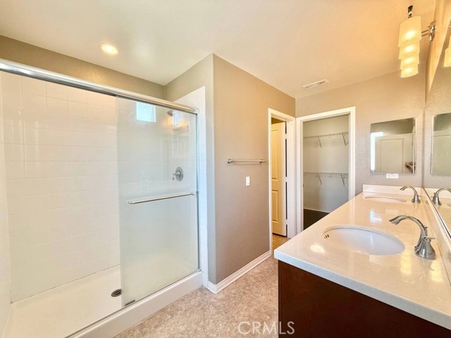 11821 E Solana Place, Cerritos CA: https://media.crmls.org/medias/8d824819-5042-4fcd-98ca-1551034b4d64.jpg