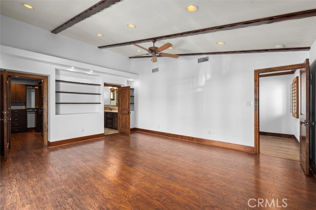 3208 Walnut Avenue, Manhattan Beach CA: https://media.crmls.org/medias/8d831ce5-cc4e-40ad-a3eb-82566811f142.jpg