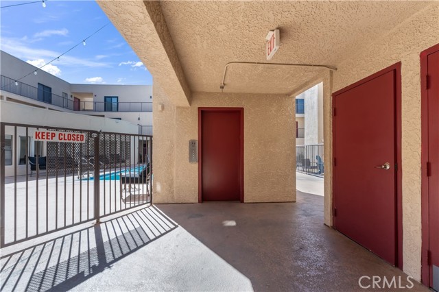 Detail Gallery Image 39 of 50 For 21040 Parthenia #25,  Canoga Park,  CA 91304 - 2 Beds | 2/1 Baths
