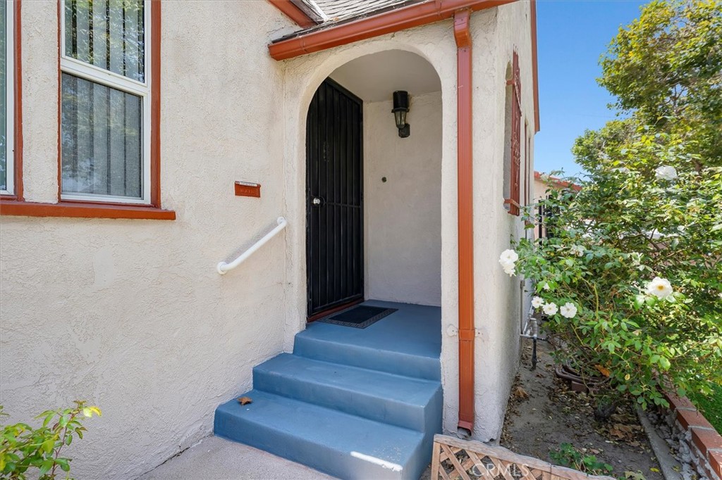 MLS #PV25148327 img 2