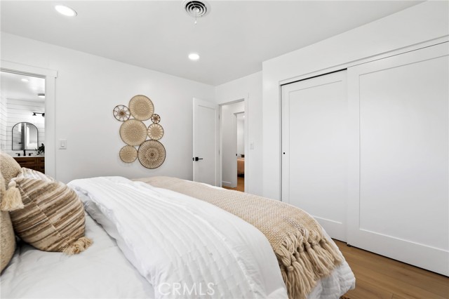 Detail Gallery Image 21 of 33 For 15801 Carrie Ln, Huntington Beach,  CA 92647 - 3 Beds | 2 Baths