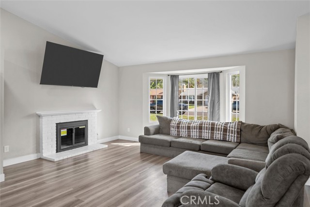 Detail Gallery Image 14 of 40 For 19018 Tule Way, Lake Elsinore,  CA 92530 - 3 Beds | 2 Baths
