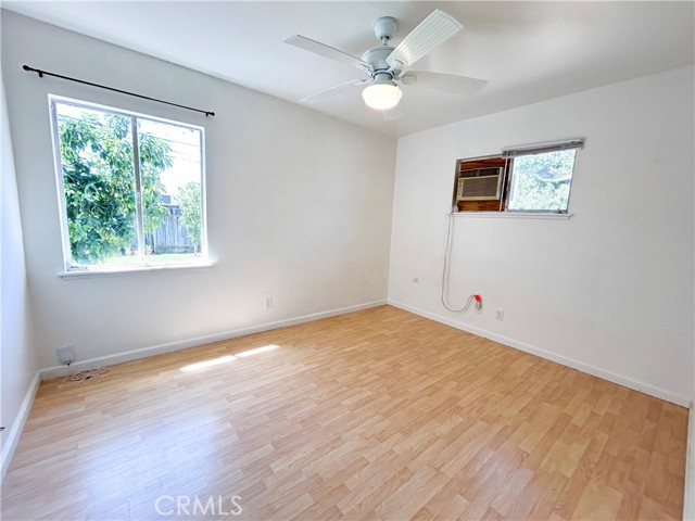 Detail Gallery Image 18 of 36 For 10645 Wolfe Ave, Riverside,  CA 92505 - 3 Beds | 1 Baths