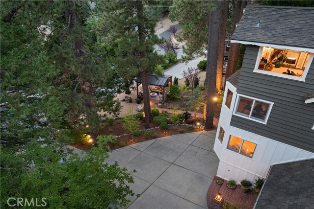 469 Golf Course Road, Lake Arrowhead, CA 92352