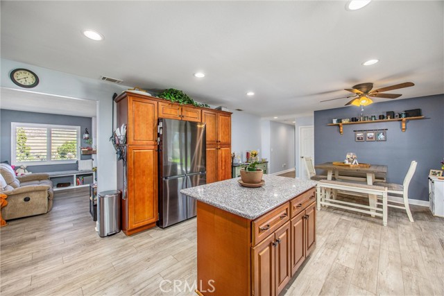 11336 Acropolis Drive, Yucaipa CA: https://media.crmls.org/medias/8d861dd3-169e-433c-a4db-808ad63f6f1f.jpg