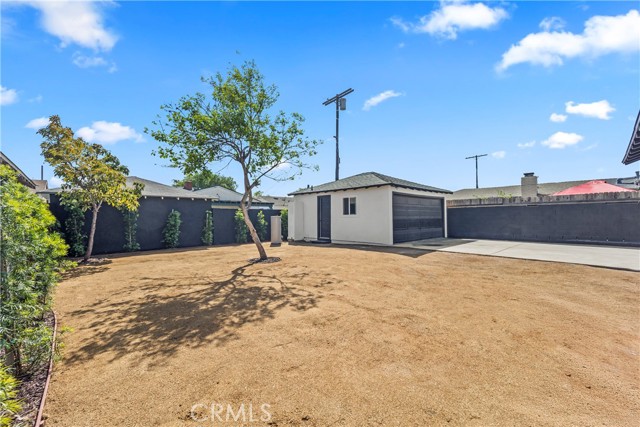 Detail Gallery Image 22 of 28 For 1616 W 108th, Los Angeles,  CA 90047 - 3 Beds | 2 Baths