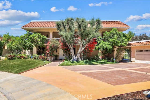 Detail Gallery Image 2 of 35 For 23731 Park Madrid, Calabasas,  CA 91302 - 4 Beds | 3/1 Baths