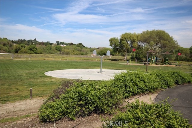 Detail Gallery Image 36 of 37 For 171 Bridgegate Ln, Paso Robles,  CA 93446 - 4 Beds | 3 Baths