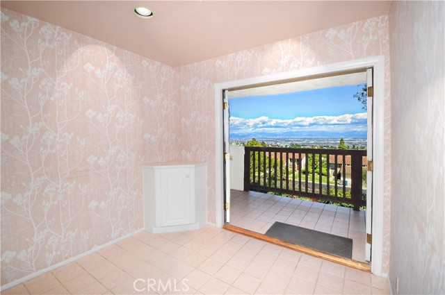 61 Sycamore Lane, Rolling Hills Estates, California 90274, 3 Bedrooms Bedrooms, ,3 BathroomsBathrooms,Residential,Sold,Sycamore,PV22035697