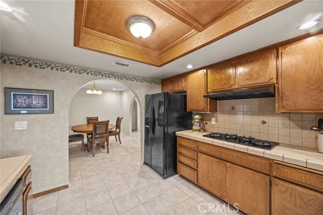 Detail Gallery Image 13 of 52 For 5537 N Stoddard, San Bernardino,  CA 92407 - 3 Beds | 2 Baths