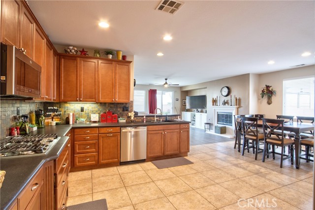 25199 Loring Road, Wildomar CA: https://media.crmls.org/medias/8d892038-f965-49f0-a236-1d6f6abf8dd3.jpg