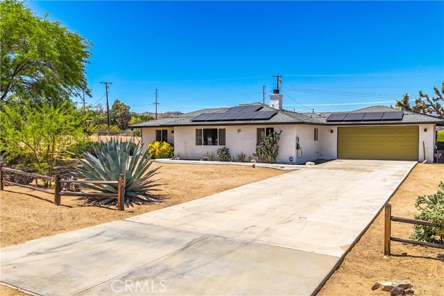 Detail Gallery Image 1 of 57 For 7432 Aster Ave, Yucca Valley,  CA 92284 - 3 Beds | 2 Baths