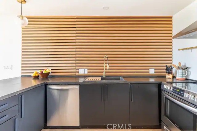 4044 Polaris Avenue, Joshua Tree CA: https://media.crmls.org/medias/8d8a746d-454b-4bd8-8dde-a41fde786ca0.jpg