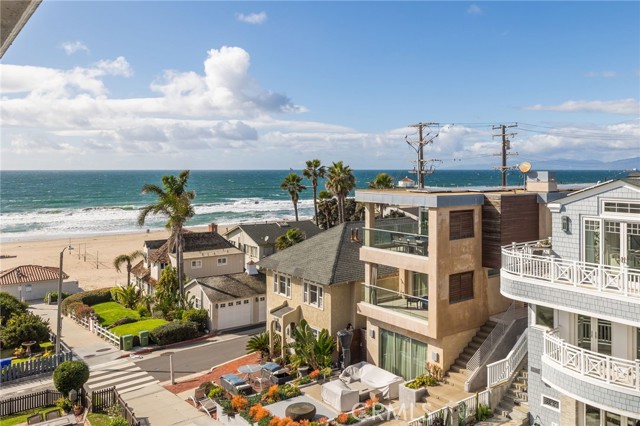 128 8th Street, Manhattan Beach, California 90266, 7 Bedrooms Bedrooms, ,3 BathroomsBathrooms,Residential,Sold,8th Street,SB24029063