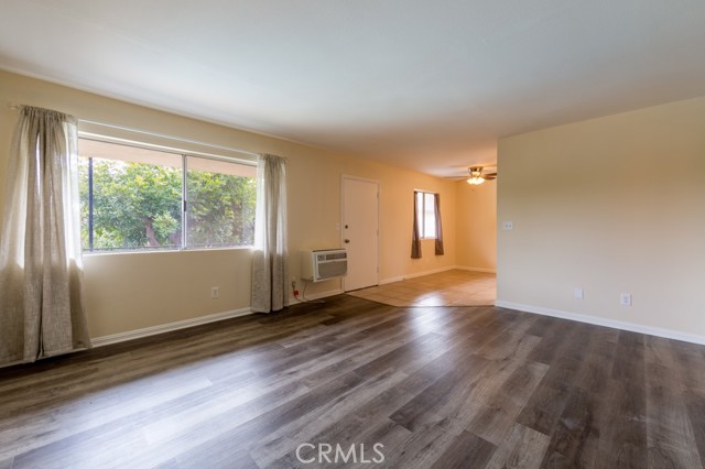 4700 Clair Del Avenue, Long Beach CA: https://media.crmls.org/medias/8d8bd4ed-7756-4d41-893f-52449ed3d857.jpg