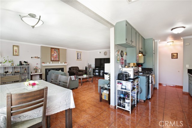 Detail Gallery Image 6 of 34 For 1127 Placid Dr, Corona,  CA 92878 - 4 Beds | 2 Baths