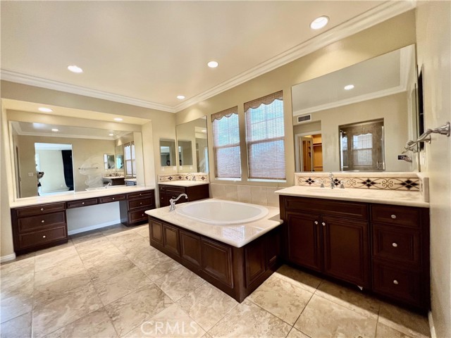 Detail Gallery Image 24 of 30 For 3974 E Callaway Dr, Ontario,  CA 91761 - 6 Beds | 4/1 Baths