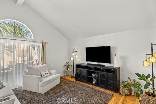 Detail Gallery Image 8 of 52 For 24510 Camino Mirabella, Murrieta,  CA 92562 - 3 Beds | 2/1 Baths