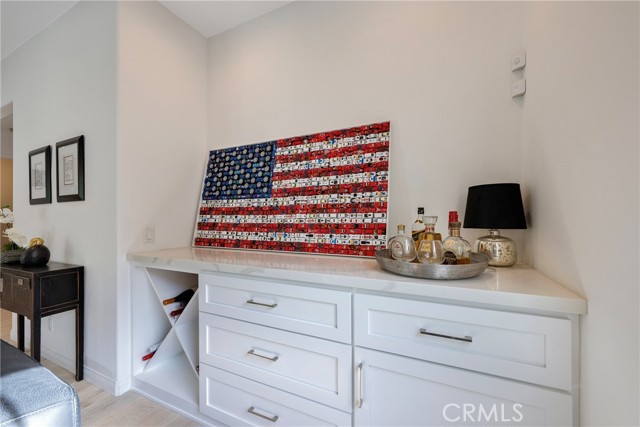 939 Blue Mountain, Westlake Village CA: https://media.crmls.org/medias/8d8cb63e-ef55-4f70-ae9c-5d8f4620f6d5.jpg