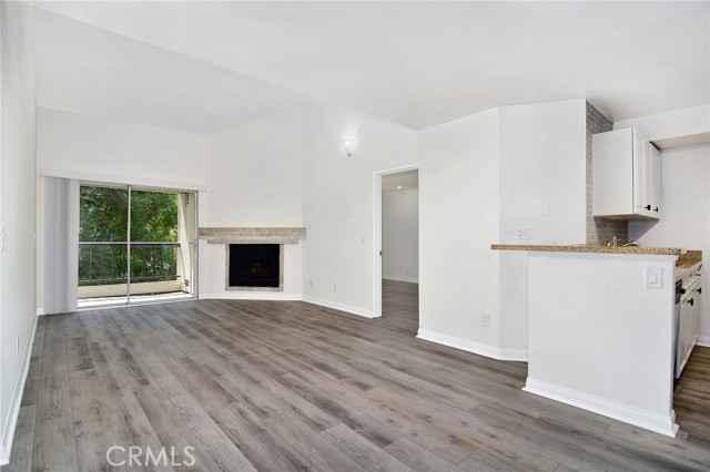 21500 Burbank BLVD Unit: 307