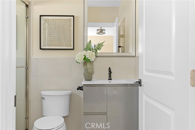 Detail Gallery Image 17 of 42 For 301 W Malvern Ave, Fullerton,  CA 92832 - 3 Beds | 3 Baths