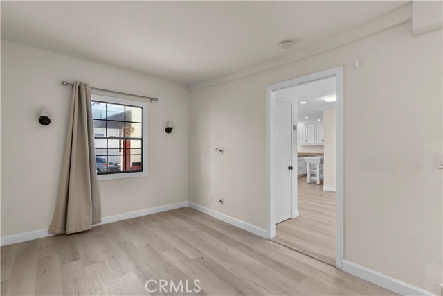 207 16th Street, Hermosa Beach CA: https://media.crmls.org/medias/8d8e4768-1704-4a08-968f-0a00fde5eccf.jpg