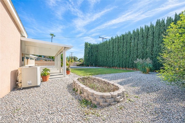 Detail Gallery Image 22 of 28 For 386 W 16th St, Upland,  CA 91784 - 4 Beds | 2 Baths