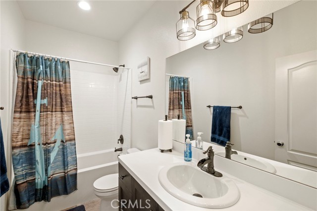 Detail Gallery Image 15 of 69 For 30205 Big Country Dr, Menifee,  CA 92584 - 5 Beds | 4 Baths