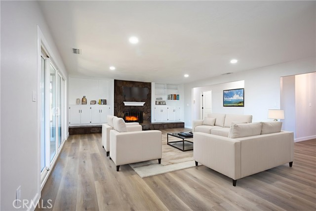 Detail Gallery Image 9 of 56 For 44750 Adobe Dr, Hemet,  CA 92544 - 3 Beds | 2/1 Baths