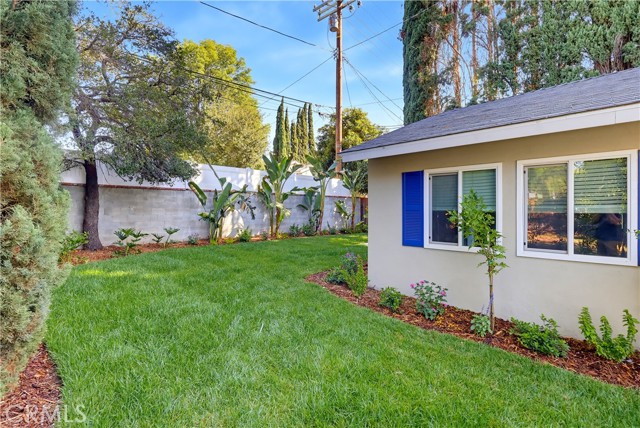 17811 Ludlow Street photo 27