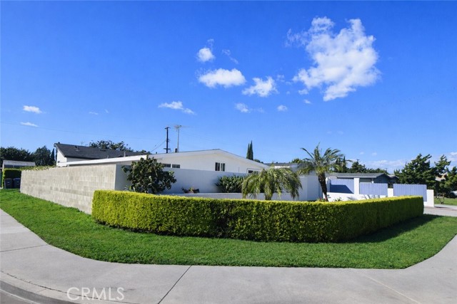 Image 19 of 44 For 13701 Lanning