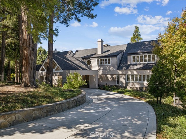6 Bed Home for Sale in Lake Arrowhead, California