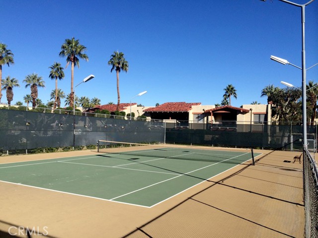 Detail Gallery Image 21 of 29 For 1421 N Sunrise Way #34,  Palm Springs,  CA 92262 - 2 Beds | 2 Baths