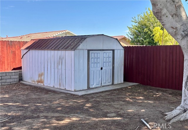 Detail Gallery Image 14 of 14 For 211 E Oasis St, Blythe,  CA 92225 - 3 Beds | 2 Baths