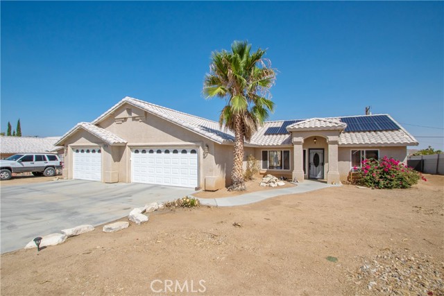 Detail Gallery Image 3 of 38 For 58192 Yucca Trl, Yucca Valley,  CA 92284 - 3 Beds | 2 Baths