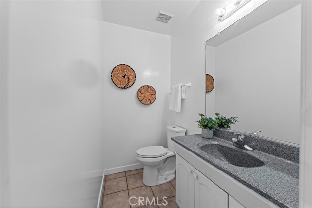 412 5th Street, Manhattan Beach, California 90266, 3 Bedrooms Bedrooms, ,3 BathroomsBathrooms,Residential,Sold,5th,SB23147369