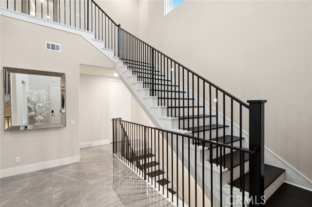 56 Claudius Court, Irvine CA: https://media.crmls.org/medias/8d94e8f3-6ccd-4dbe-a932-1a7701627c22.jpg
