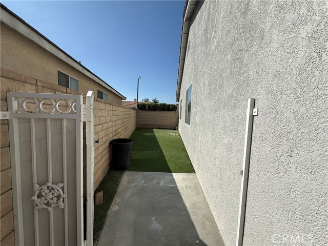 Detail Gallery Image 15 of 16 For 5191 Westerfield, Jurupa Valley,  CA 92509 - 3 Beds | 2 Baths
