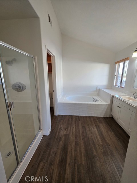 Image 20 of 35 For 31939 Monique