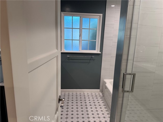 5369 Topeka Drive, Tarzana CA: https://media.crmls.org/medias/8d95c688-ec8e-406a-bd69-688e52a92b6c.jpg