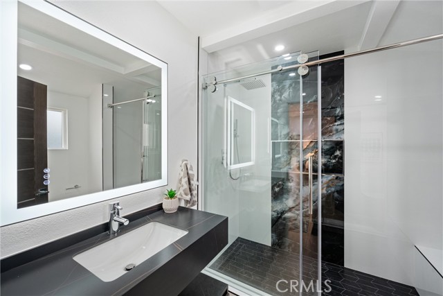 Detail Gallery Image 21 of 45 For 8771 La Grand Ave, Garden Grove,  CA 92841 - 3 Beds | 3 Baths