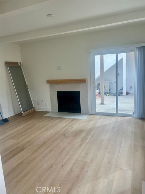 Detail Gallery Image 8 of 27 For 202 18th, Huntington Beach,  CA 92648 - 3 Beds | 2/1 Baths