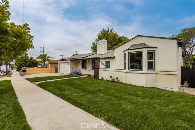 6005 S La Brea Avenue, Los Angeles CA: https://media.crmls.org/medias/8d96f796-3caa-4e6a-85b4-fc5b6e18ac23.jpg